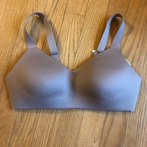 Lululemon - NWT Hold True Bra 34C - Nude